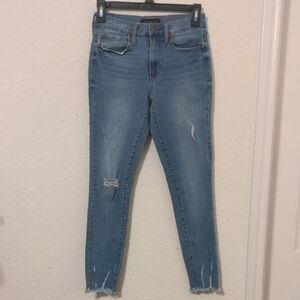 Aeropostale Women's Distressed High Waisted Ankle Jegging Blue Jeans. Size 4